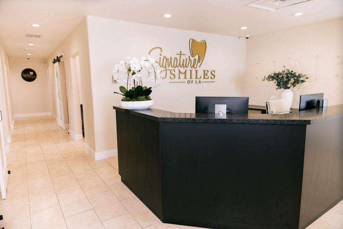 Lobby of signature smiles, encino ca